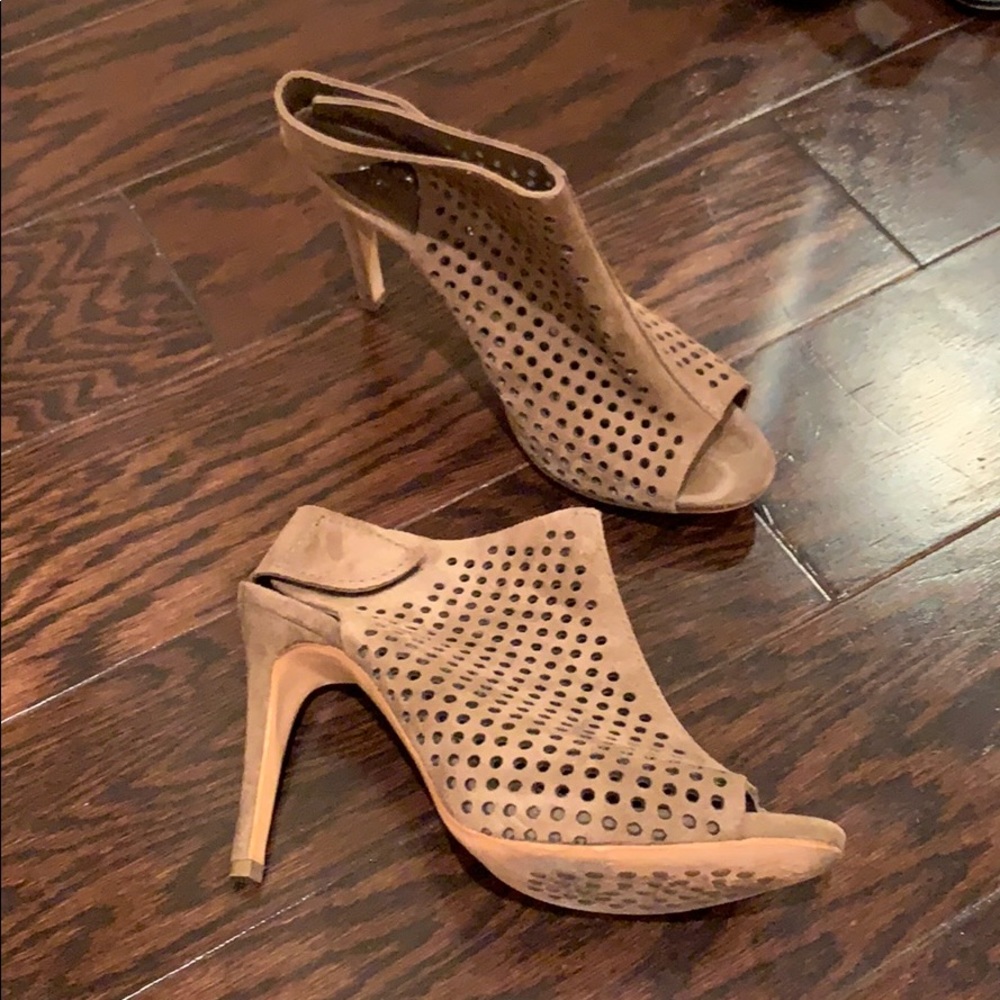 Pedro Garcia Heels